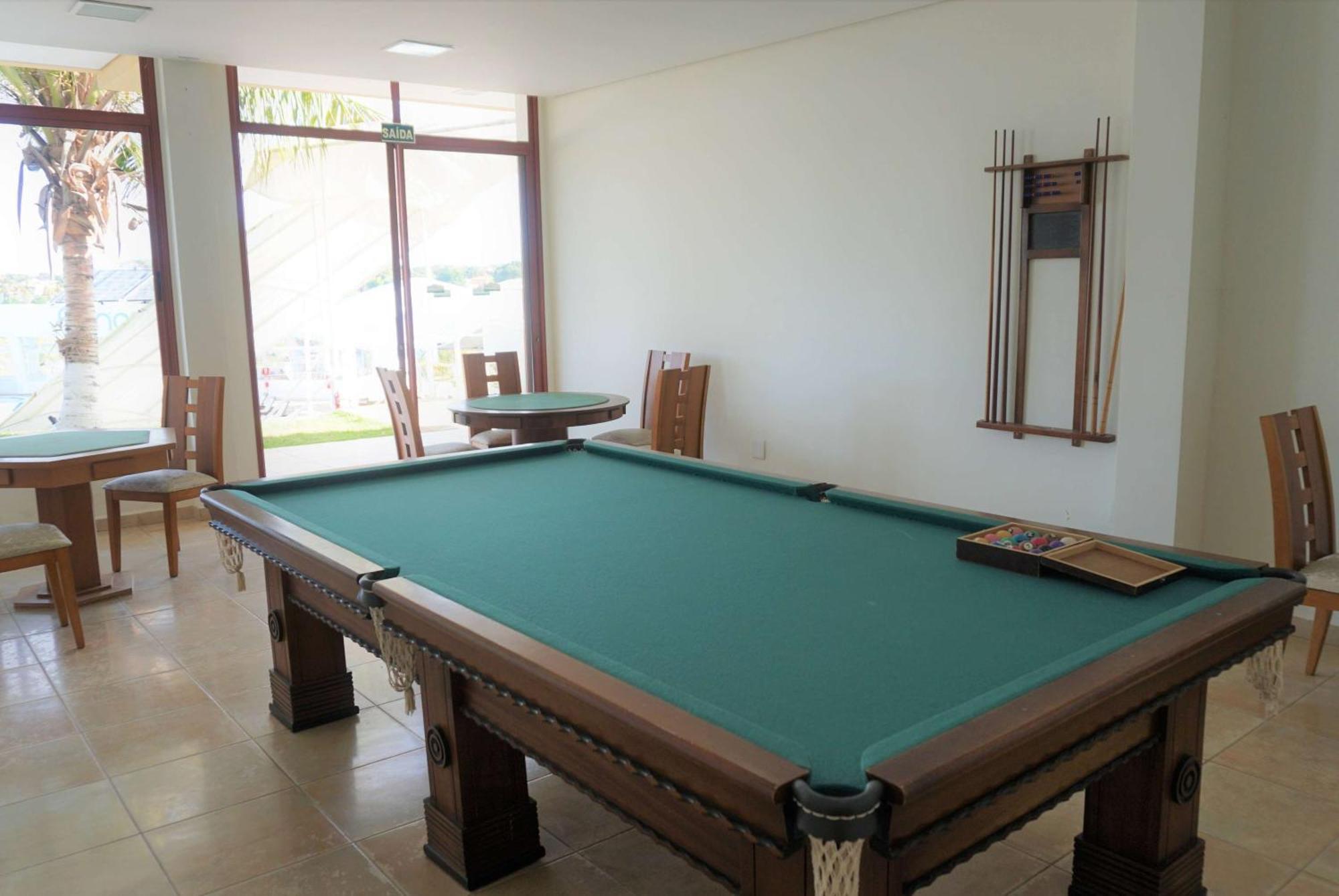 Ramada By Wyndham Furnaspark Formiga Bagian luar foto